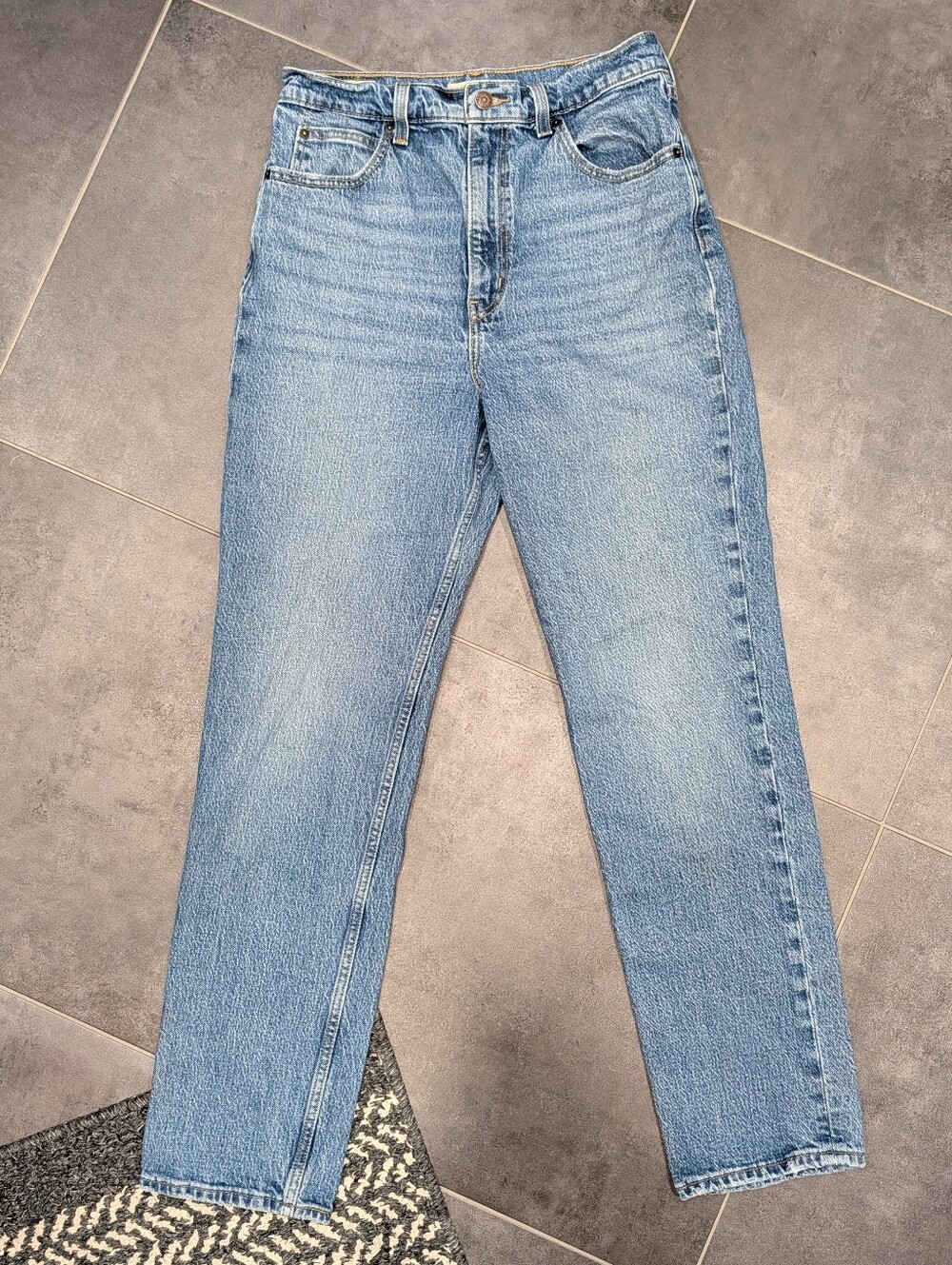 Levi’s 70s High Rise Slim Straight Jeans Size 29 (Inseam 31), Like New - Picture 2 of 3